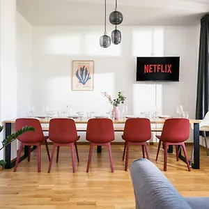  Apartment Sehr Zentrale Naehe Des Bahnhofs In Fuer Bis Zu 10 Personen Deutschland